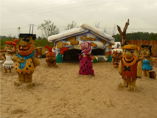 Plac zabaw z Flinstonami